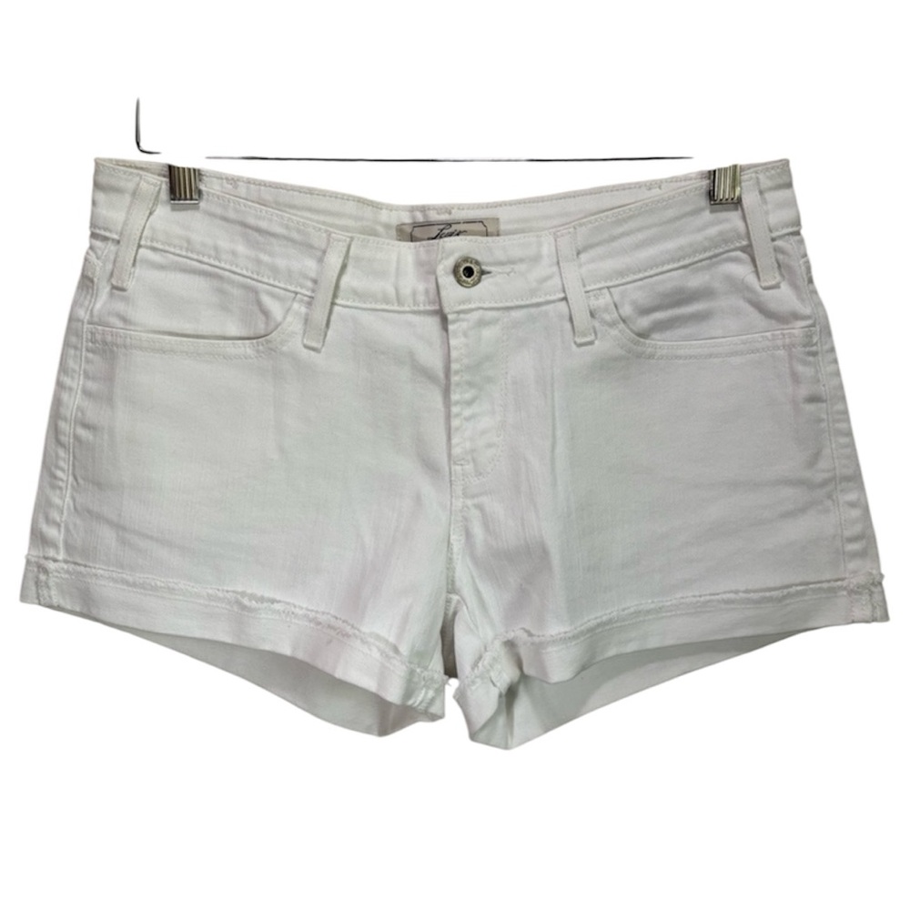 Levi’s White Denim Jean Shorts Size 8 Low Rise Cotton Blend